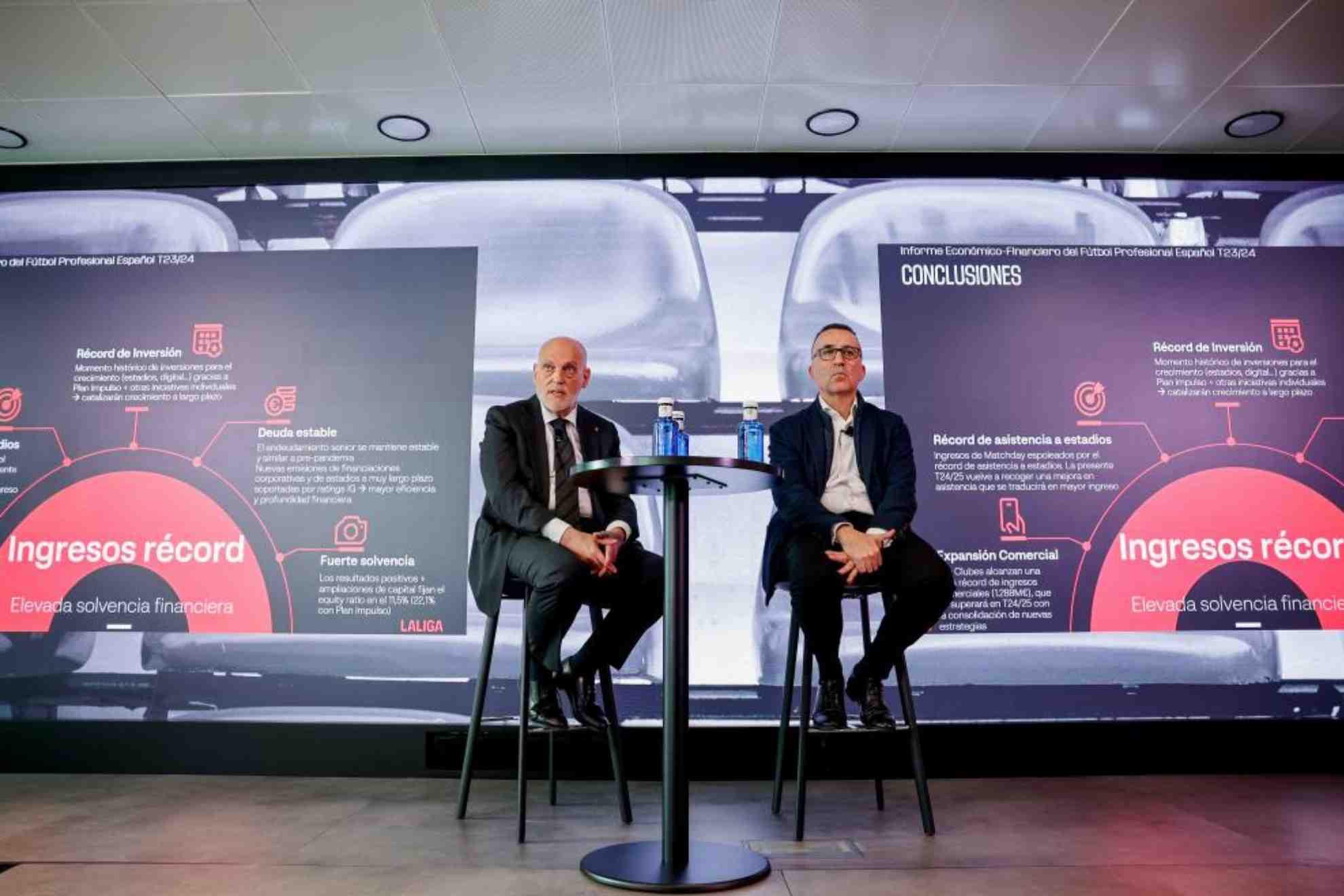 还是何时恢, 这是一个世 还是何时恢, 这是一个世