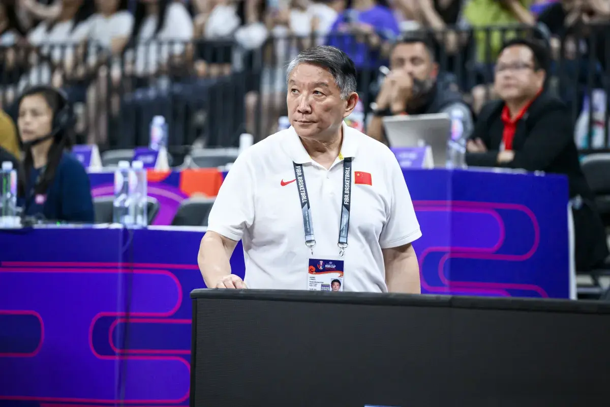 宫鲁鸣该给 宫鲁鸣该给